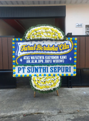 Papan Bunga Duka di Pakis Aji