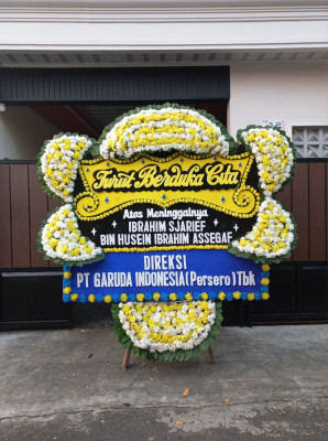 Papan Bunga Duka di Pakis Aji
